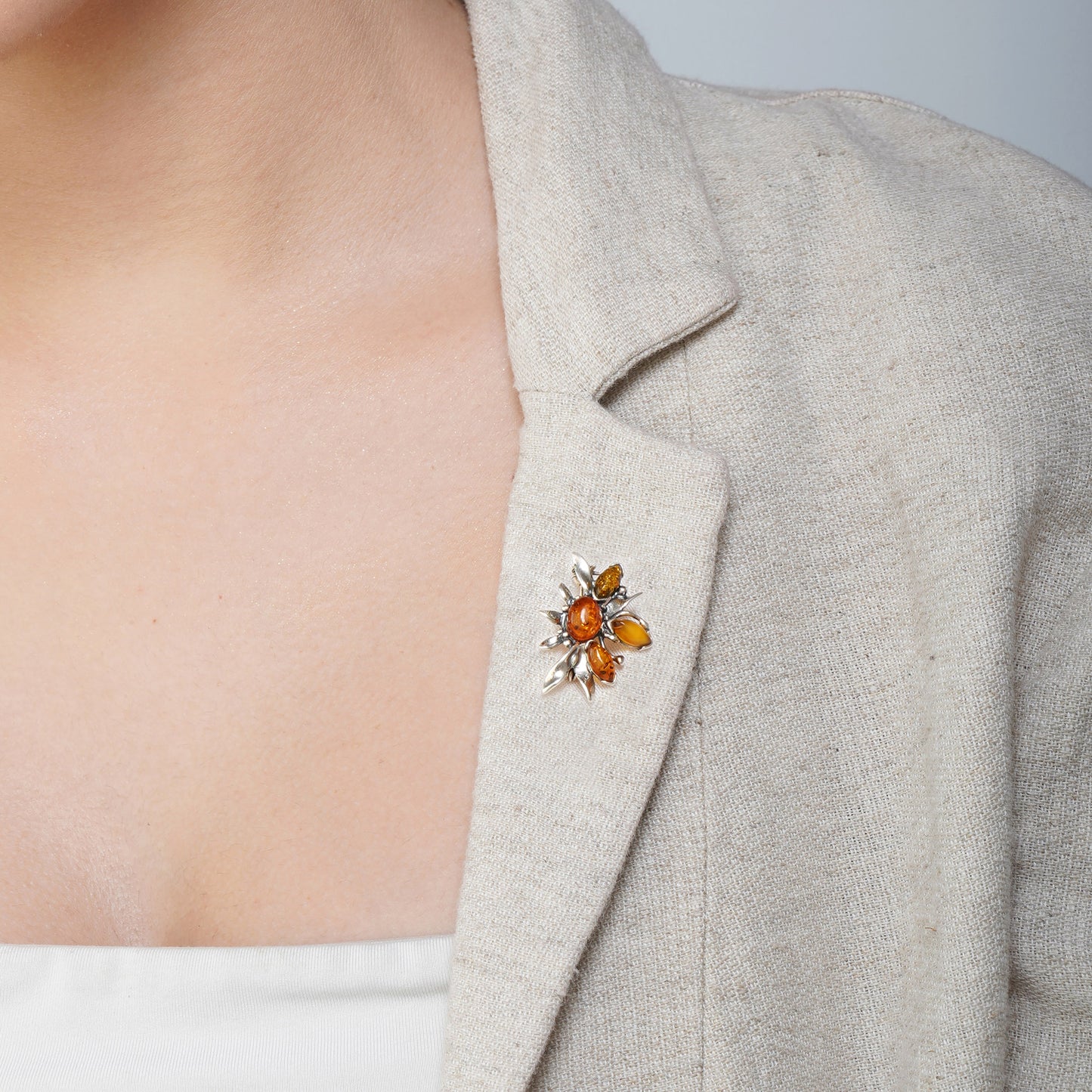 Multicolor Baltic Amber Leaves Brooch in Sterling Silver